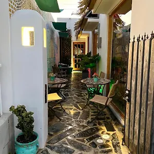 https://aires-mediterraneos.sanjuanpuertorico-hotels.com
